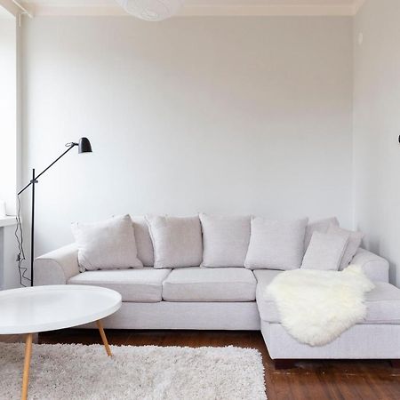 2Ndhomes Kamppi 1Br Apartment With Amazing City Views Helsinki Kültér fotó